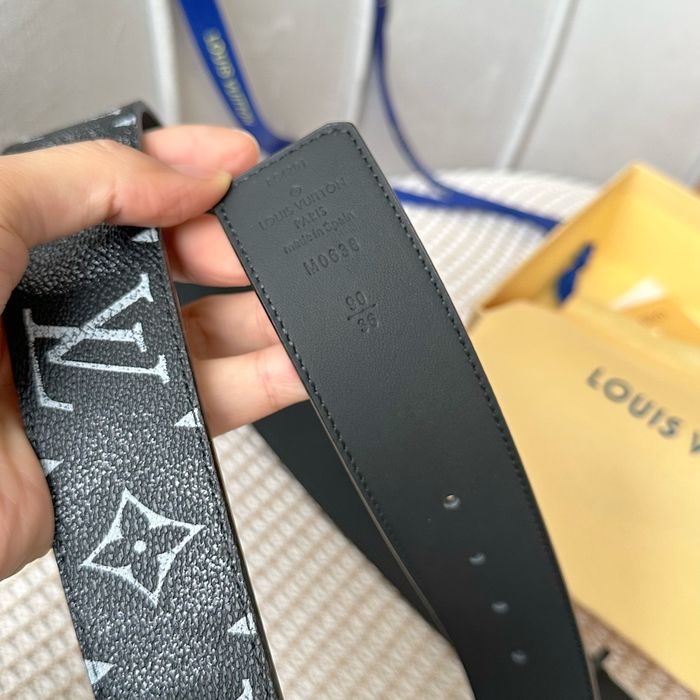 Louis Vuitton Belt 40MM LVB00075